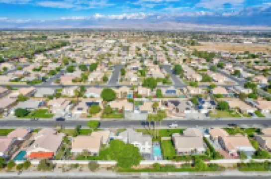 Bach Pad Near Palm Springs, CA Golf, Hockey, Festivals - 5Br Spacious,Pool, Spa