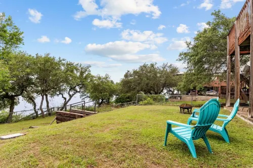 Lakefront Getaway with Stunning Sunset Views