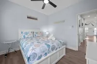 Boatman's Bayside Bungalow, San Leon TX - Balkon