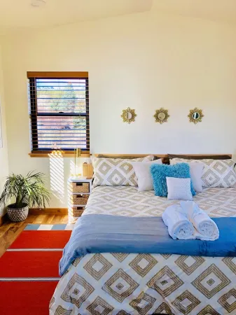 The Peakview- with private hot tub! Отели рядом с достопримечательностью «Обсерватория Лоуэлла»