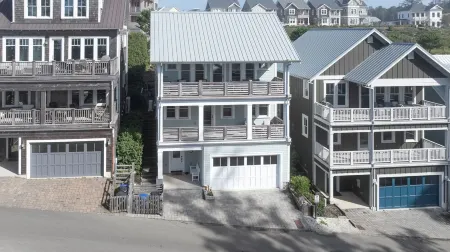 Ocean-View Home- Chefs Kitchen,  Private Hot Tub, Dog Friendly, Double Patio