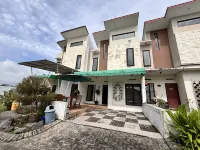 MP Villa Palmiers C8 Malang