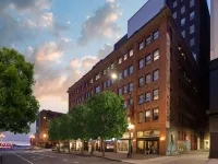 Reside Seattle Downtown, a Wyndham Residence Hotels near Pike Place Fish Market