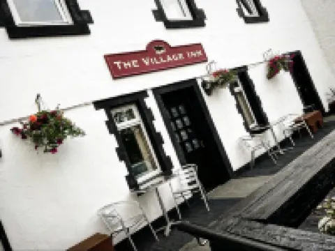 The Village Inn Hotels in Lanark