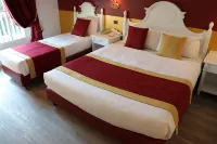 Gardaland Hotel - piscina