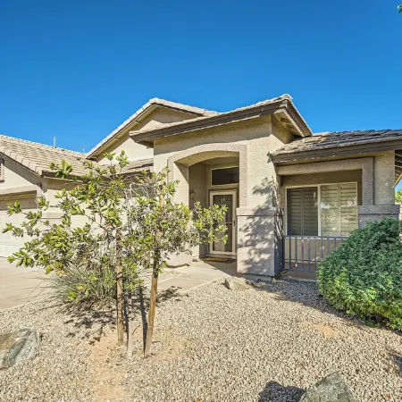 Cactus Bloom - Cozy Desert Retreat in Chandler