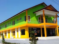 ST Mansion Hotels in Don Sak