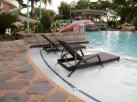 Datag Cordova Home Village - Pools