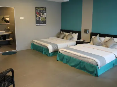 Metro Inn Sdn Bhd Hoteles cerca de Masjid Al Masyhoor Padang Siding