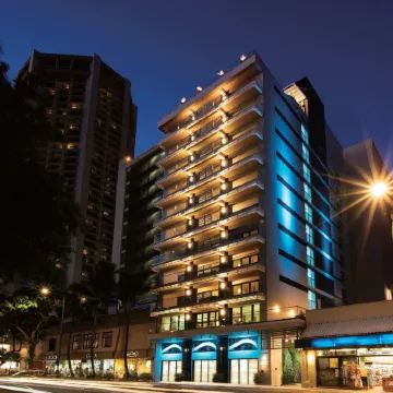 Espacio the Jewel of Waikiki