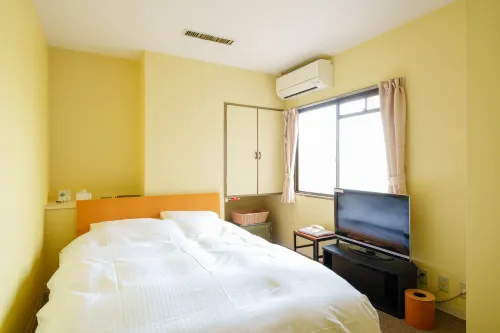 Hotel Hoho "A Hotel Overlooking the Echigo Plain and the Yahiko Mountain range"