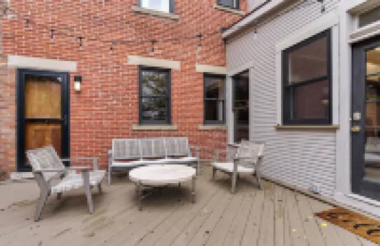 Spacious 5-bedroom house in the heart of Columbus