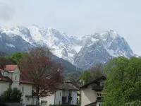 New furnished apartment with stunning mountain views