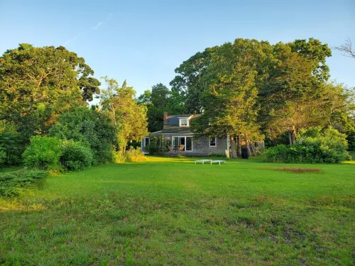 Beachfront Paradise in North Fork Hotels in Jamesport