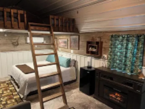 “Wes” one of the 5 Tiny Cabins on the Osage River