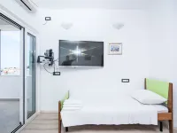 Miline Hotels near Šarića Kotelja