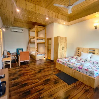 Shepherd Hills Resort Hotels near Chamunda Devi Devi kothi