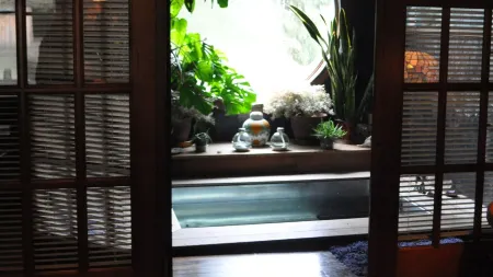 Manor House BnB, Soaking Tub, Pet Friendly