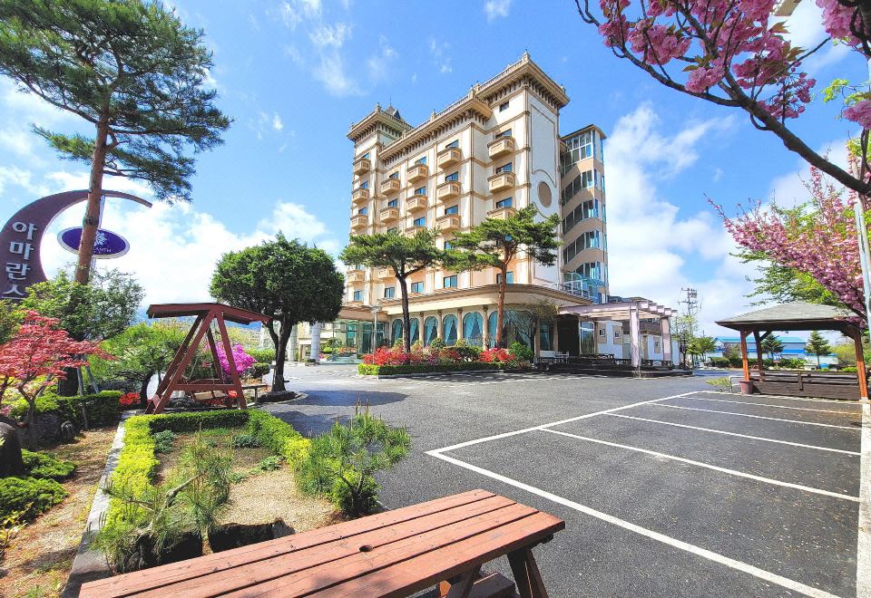 2. 호텔 아마란스..