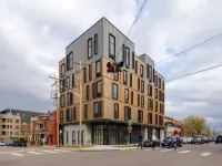 Sonder the Artesian Apartments LoHi