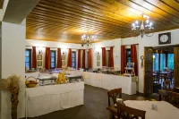 Kipi Mountain Resort Hotels in Monodendri