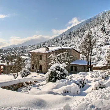 Menalia Villas & Suites KTIMA KOUMPOURI