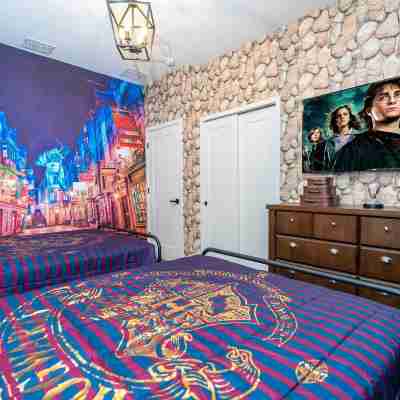 Modern 4BR Retreat Mickey Harry Potter Rooms Rooms