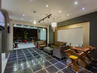 Esperides Hotel Hotels near Agios Athanasios