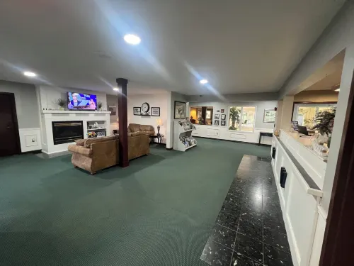 Webb's Year Round Resort Hotels in Chautauqua