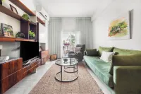 Ben Yehuda Elegant City Retreat with Shelter by Sea N Rent