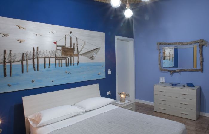 ماريني بد آند بريكفاست