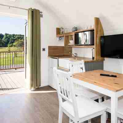 Weedingshall Lodges Rooms