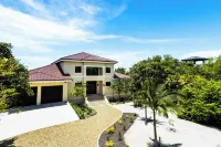 納伊亞水療度假村 酒店