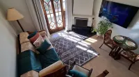 Duplex em Castelo | Piscina Aquecida, Lareira e Wi-Fi