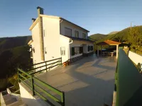 Private Pool Villa Serra da Estrela