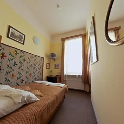 Hotel Alef Hotels near Wawel Royal Castle-State Art Collection
