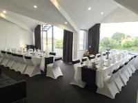 Plymouth International - sarapan