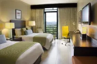 Summit Rainforest & Golf Resort Hotels in Гамбоа