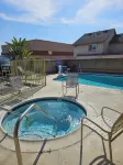 Fullerton Inn - Hot Tub