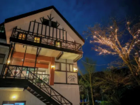 ベルビューニシウラ のホテル