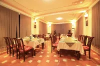 Gold Rooster Resort Hotels in Phan Rang-Thap Cham