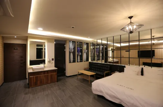 Pohang Jukdo Market Idea Hotel
