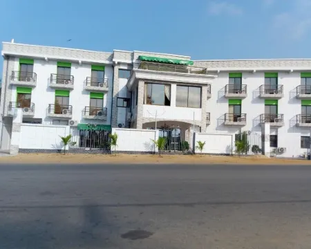 Hotel Samaki Plage Hotels in Kribi