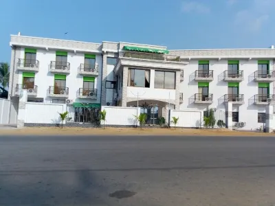 호텔 사마키 플라지  호텔