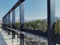 MET HOTEL
