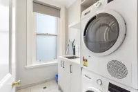 채락터 온 스튜트 세 더니든 호텔