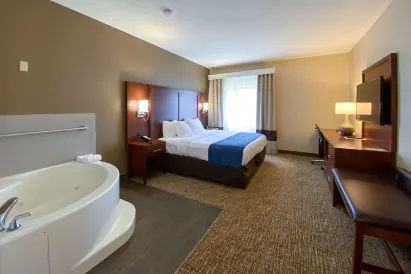 Comfort Inn East Windsor - Springfield