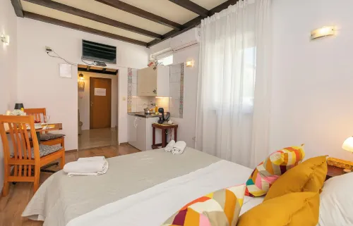 Apartments Klaric Hotels in Jesenice