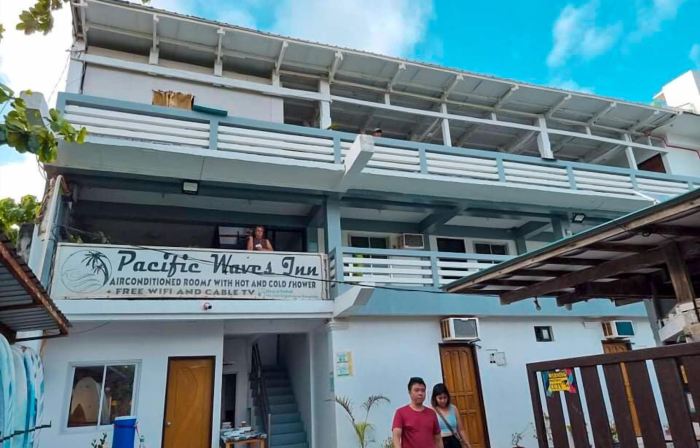 Pacific Waves Inn