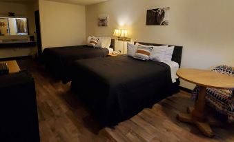 Cactus Inn and Suites
